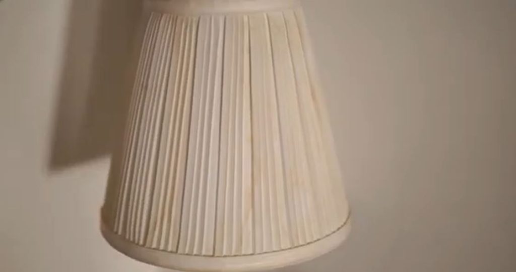 How to dust lamp shades